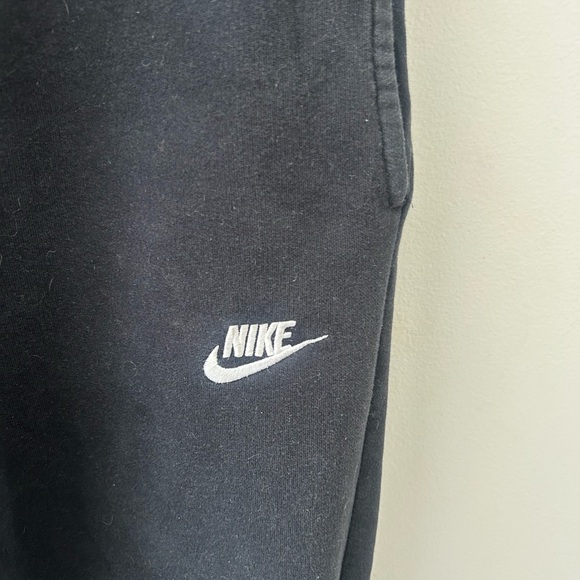 Nike Kids Black Jogger Pants size large - Picture 2 of 7